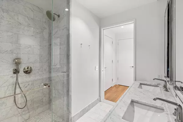 Manhattan, NY 10014,110 CHARLTON Street #17C