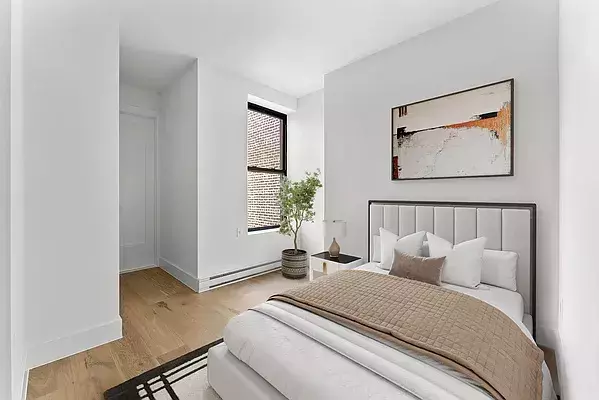 Brooklyn, NY 11233,168 Sumpter Street #3R