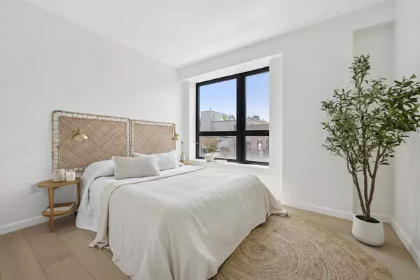 Brooklyn, NY 11211,229 WITHERS Street #4C