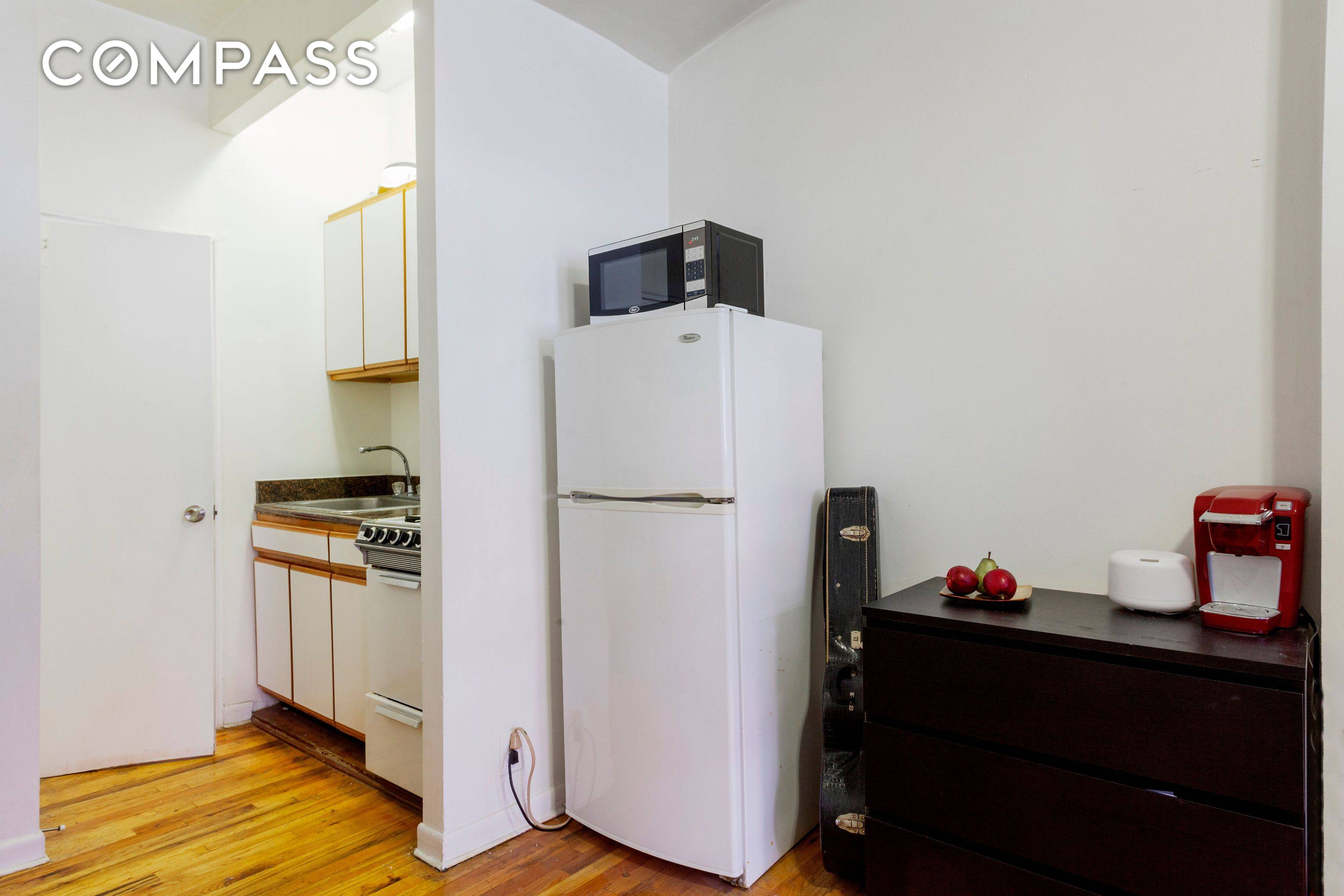 Manhattan, NY 10009,510 E 5th Street #B