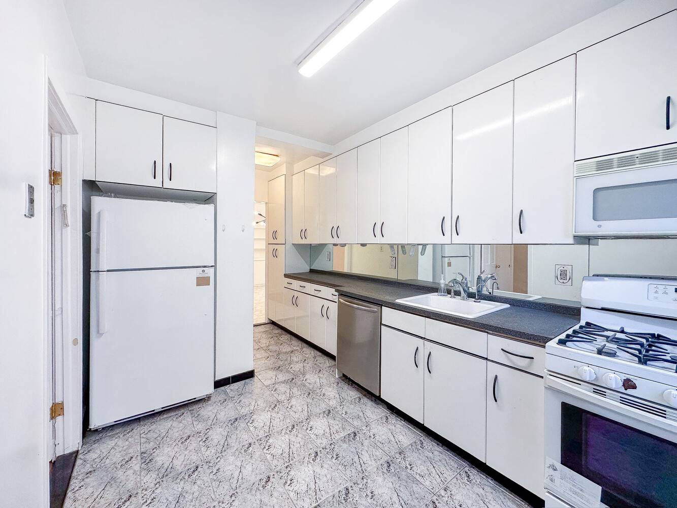 1615 Ave I #122, Brooklyn, NY 11230