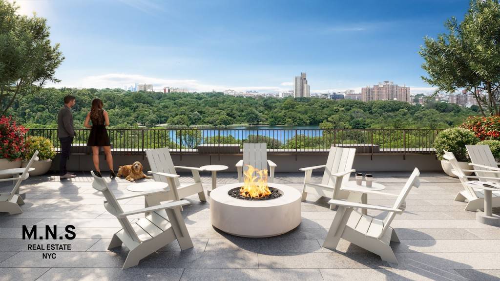 Brooklyn, NY 11218,11 Ocean Parkway #908