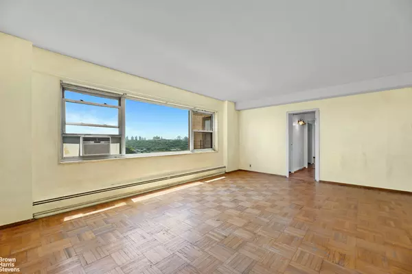 Bronx, NY 10468,1 Fordham Hill Oval #12C
