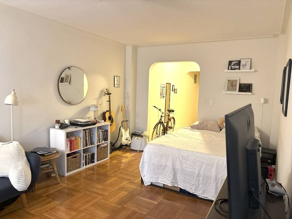 340 E 66th Street #1B, Manhattan, NY 10065