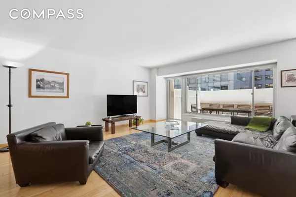 Manhattan, NY 10022,118 E 60th Street #4H