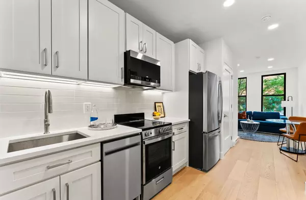 Brooklyn, NY 11233,168 Sumpter Street #1R