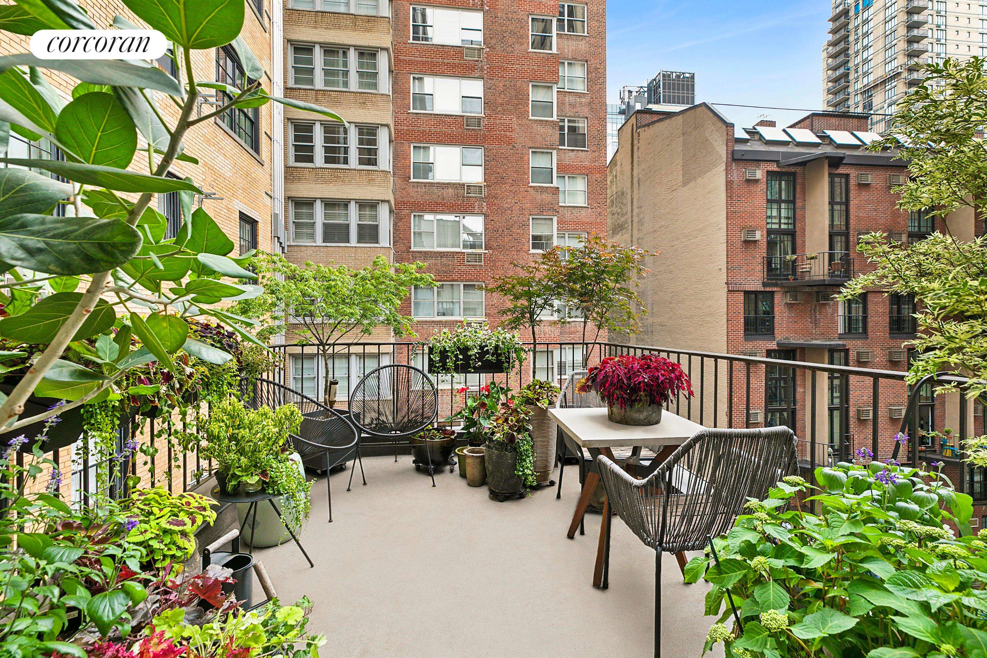 Manhattan, NY 10010,48 GRAMERCY Park N #4B