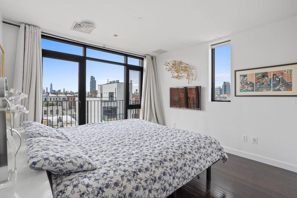 Brooklyn, NY 11222,145 Mc Guinness Boulevard #6A