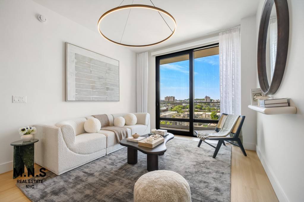 Brooklyn, NY 11238,880 Atlantic Avenue #4-N