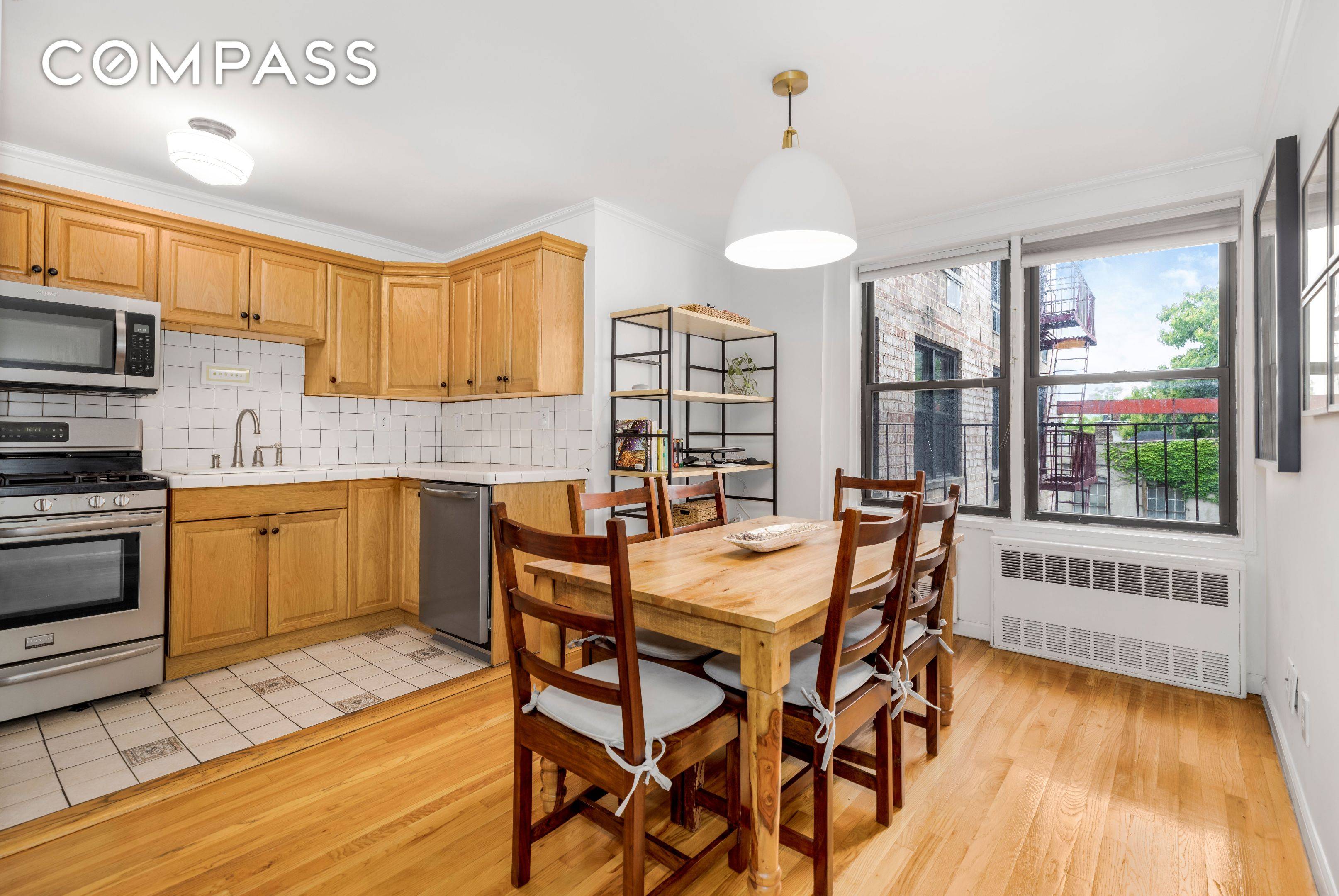 Manhattan, NY 10014,165 Christopher Street #3A