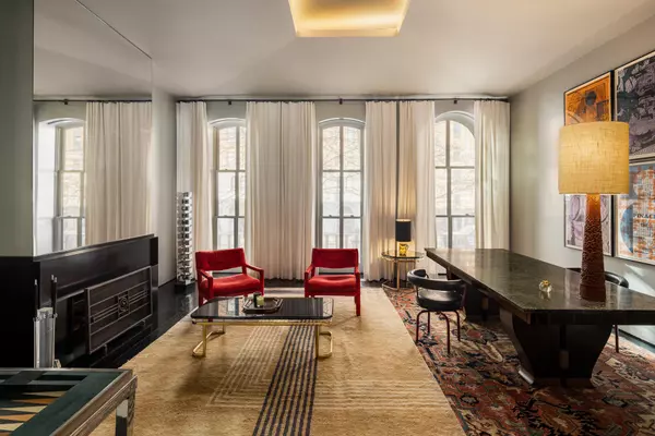 Manhattan, NY 10011,462 W 23RD Street