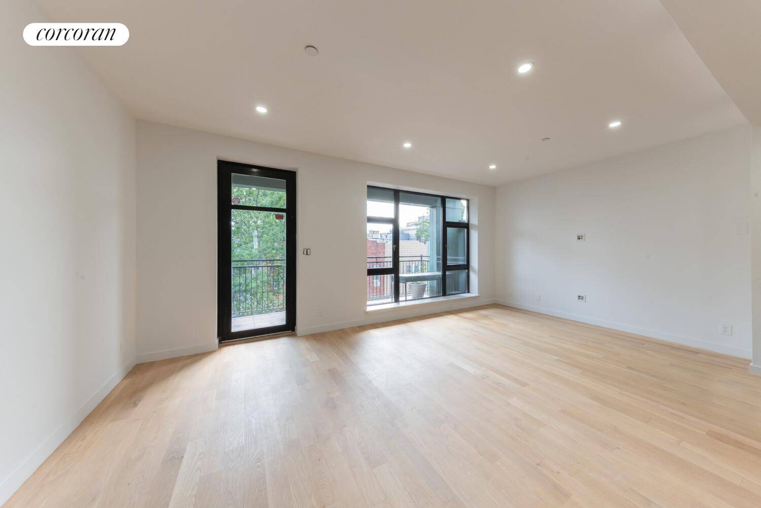 130 DIAMOND Street #3A, Brooklyn, NY 11222