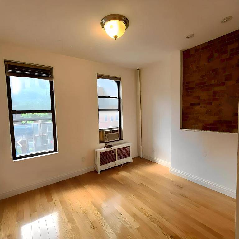 Manhattan, NY 10128,401 E 90th Street #3N