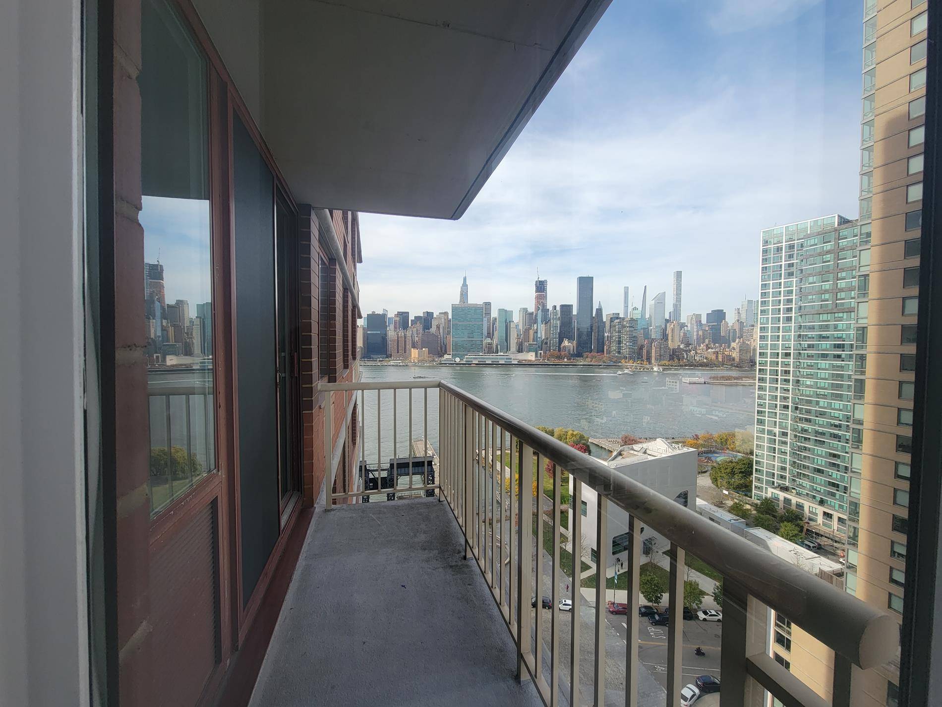 Queens, NY 11109,4-74 48th Avenue #21-E