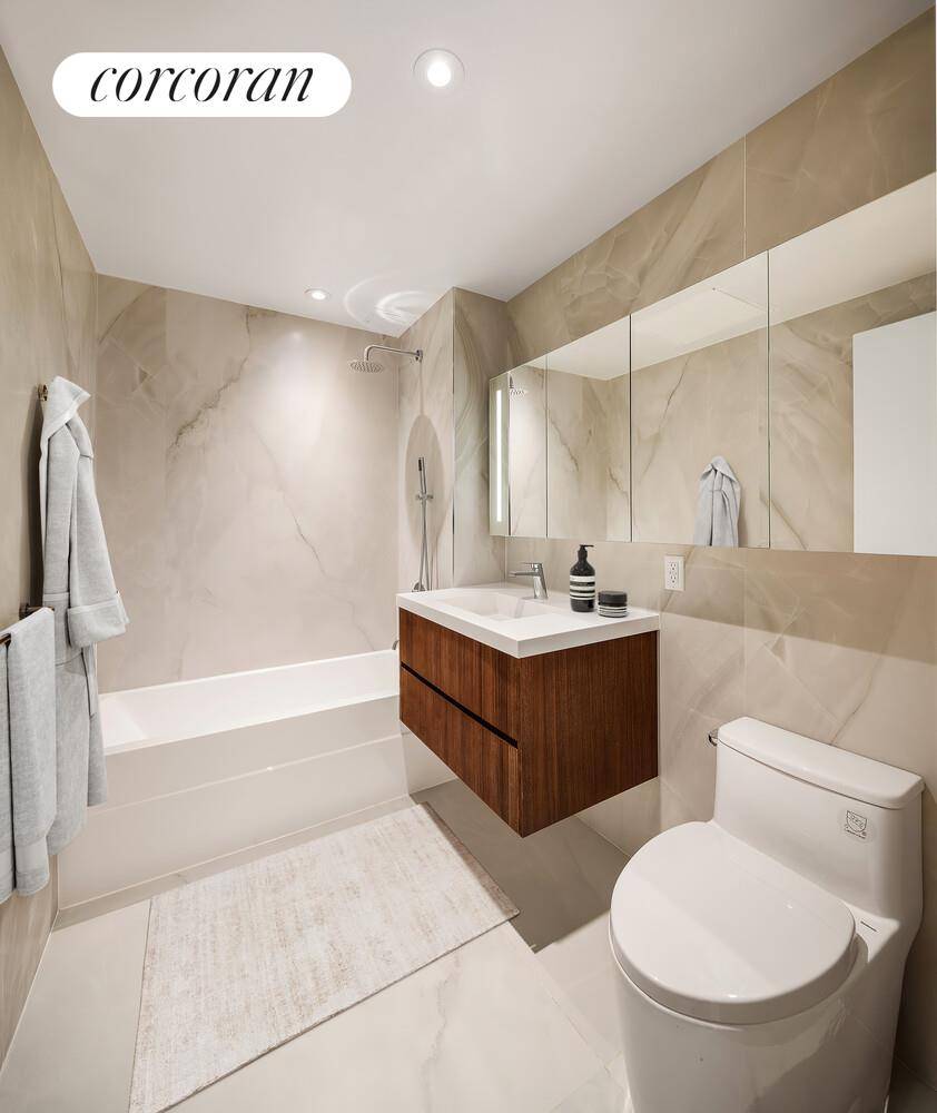 Manhattan, NY 10018,355 W 39TH Street #4B