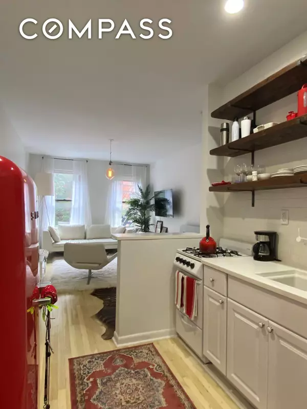 Manhattan, NY 10028,512 E 83rd Street #2A
