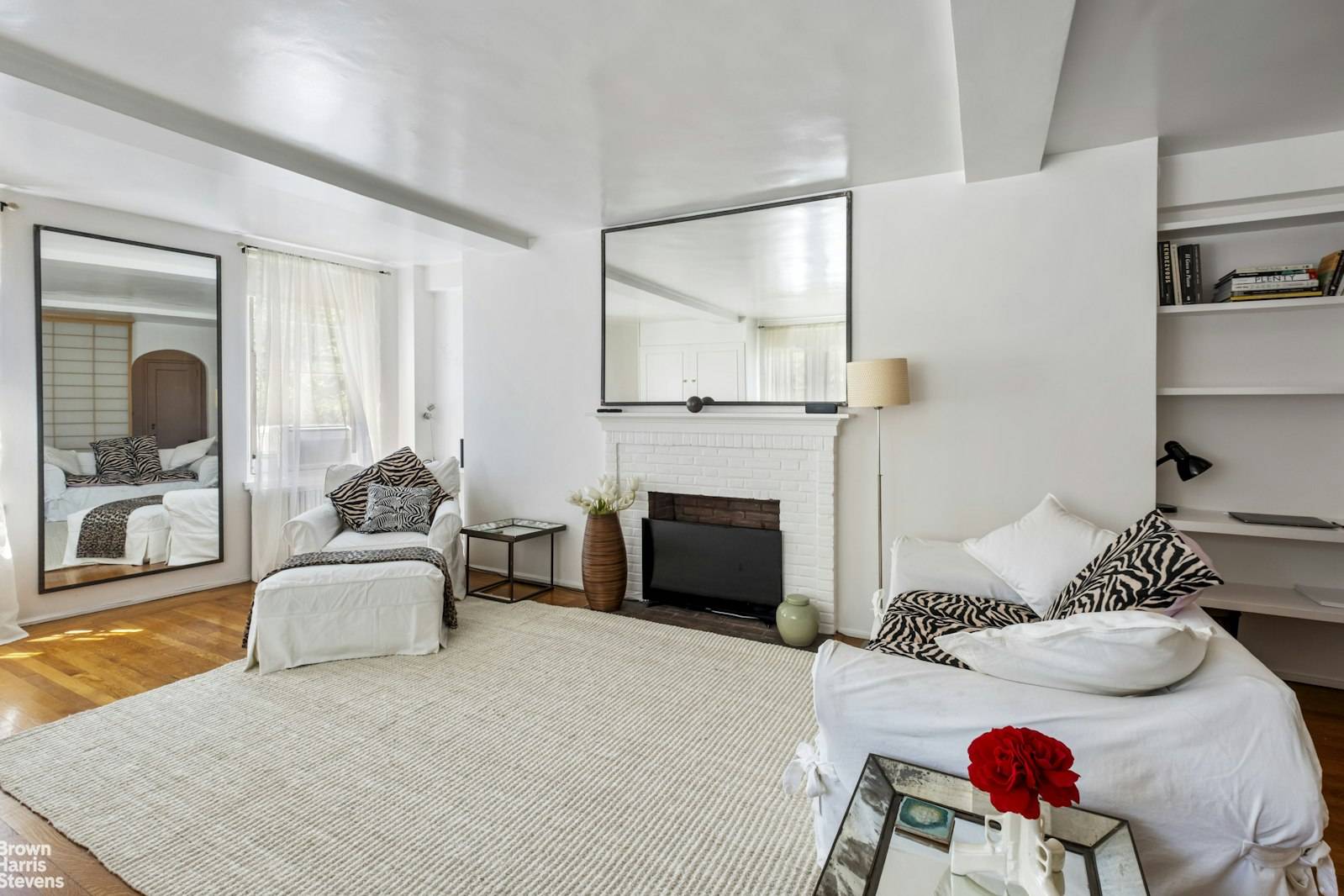 Manhattan, NY 10014,299 W 12TH Street #2D2