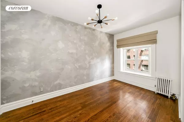 Manhattan, NY 10003,120 E 19TH Street #4F