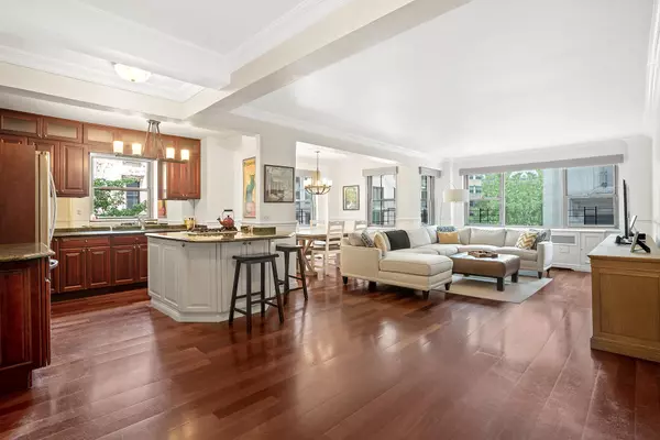 Manhattan, NY 10021,136 E 76TH Street #3D