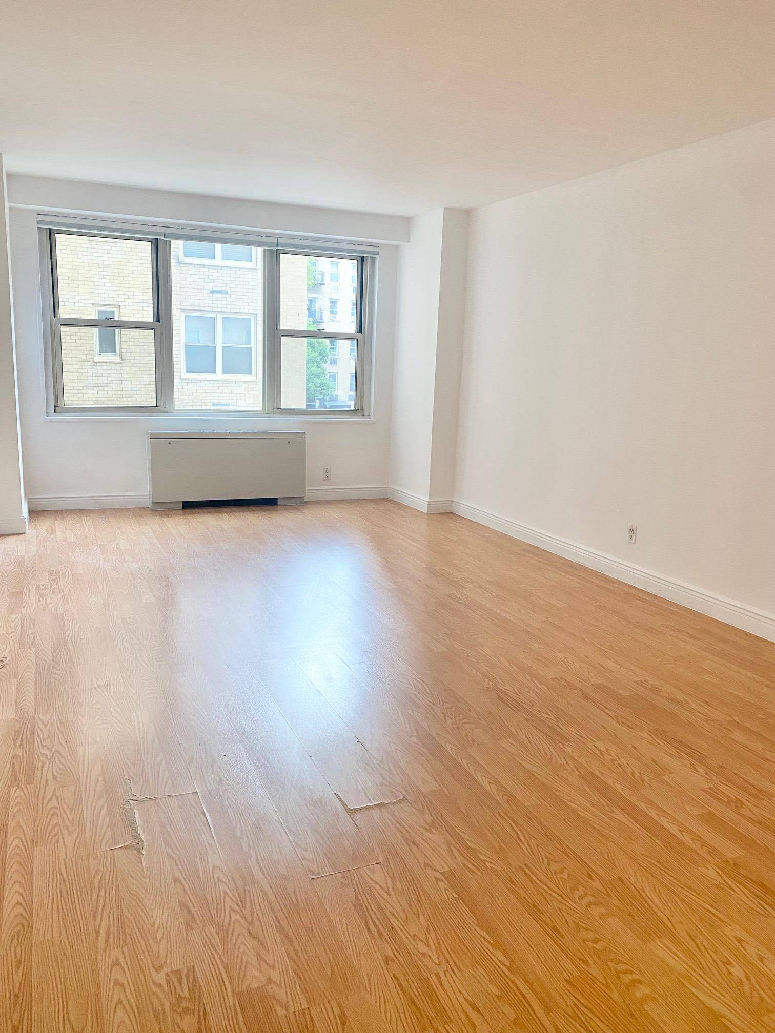 305 E 24th Street #3-N, Manhattan, NY 10010