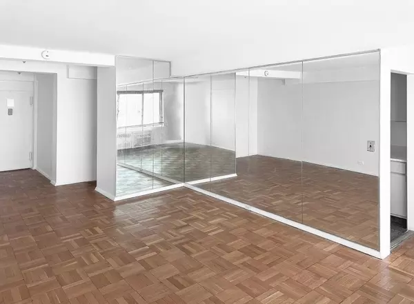 Manhattan, NY 10017,225 E 46th Street #9-B