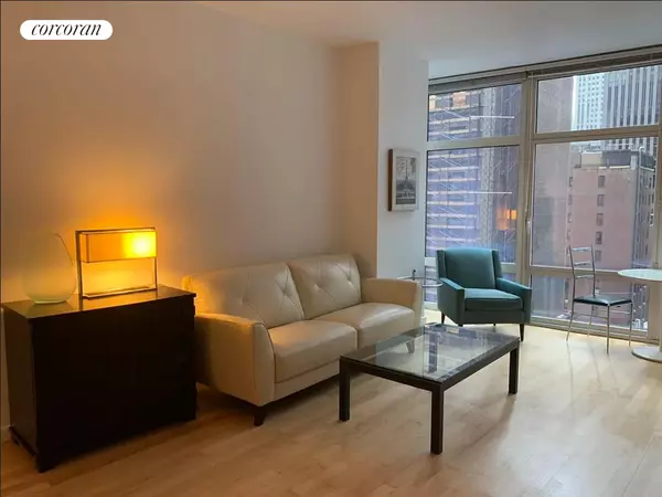 Manhattan, NY 10019,1600 BROADWAY #11F