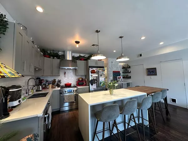 Brooklyn, NY 11231,20 Dikeman Street #2