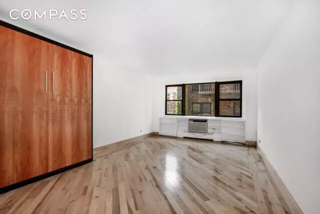 Manhattan, NY 10022,320 E 54th Street #4A