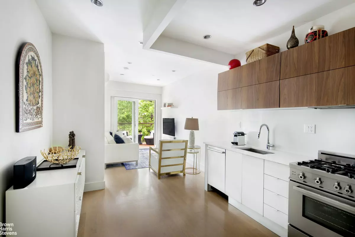 Manhattan, NY 10027,131 W 122ND Street #2B