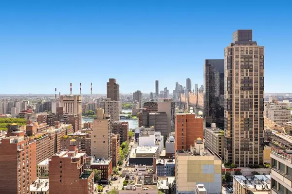 Manhattan, NY 10065,300 E 62nd Street #2704