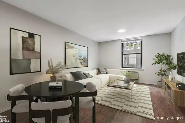 32 W 40TH Street #4G, Manhattan, NY 10018