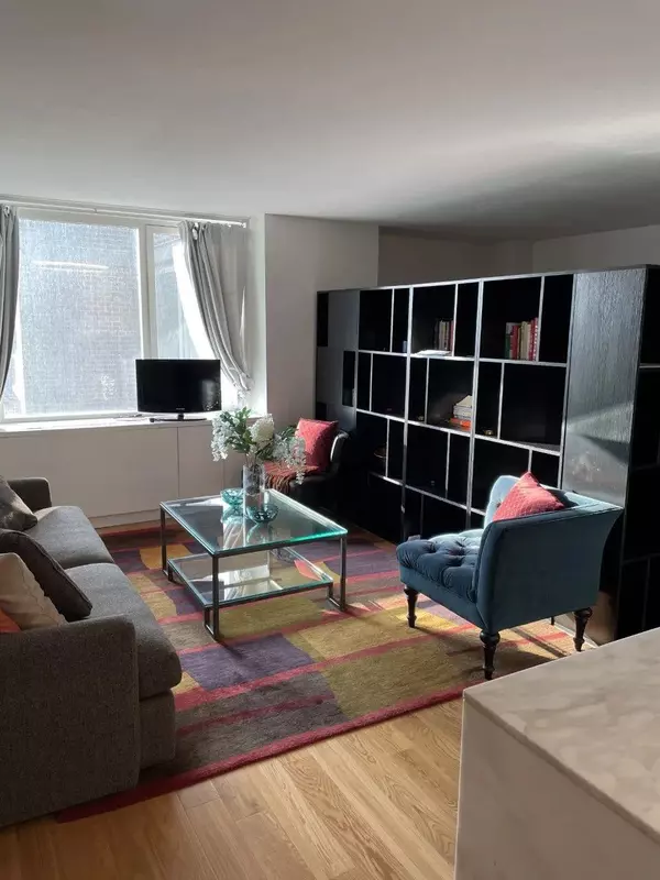 322 W 57th Street #27-V, Manhattan, NY 10019