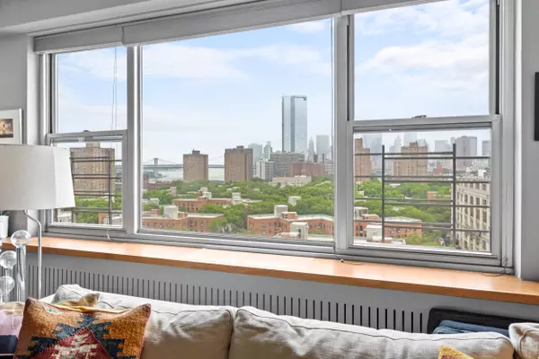 Manhattan, NY 10002,573 Grand Street #1406
