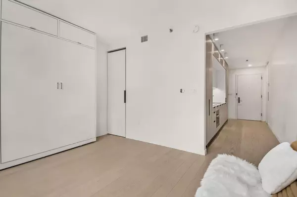 Manhattan, NY 10029,181 E 101st Street #804