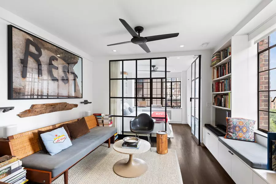 320 E 42ND Street #1201, Manhattan, NY 10017