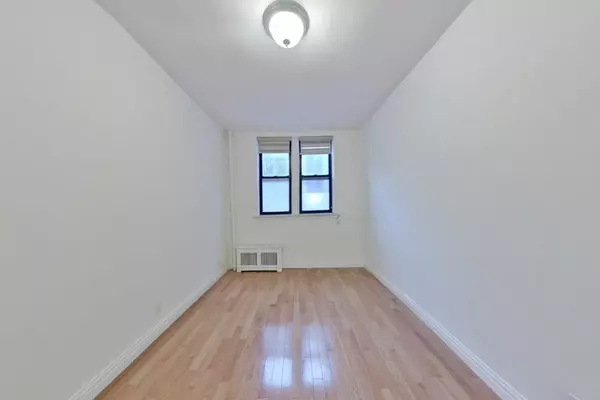 Manhattan, NY 10128,1669 York Avenue #A2