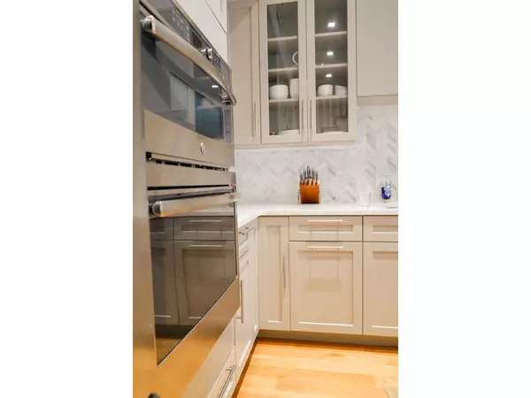 Manhattan, NY 10035,16 E 126TH Street #TOP