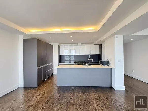Manhattan, NY 10025,666 W End Avenue #19CG