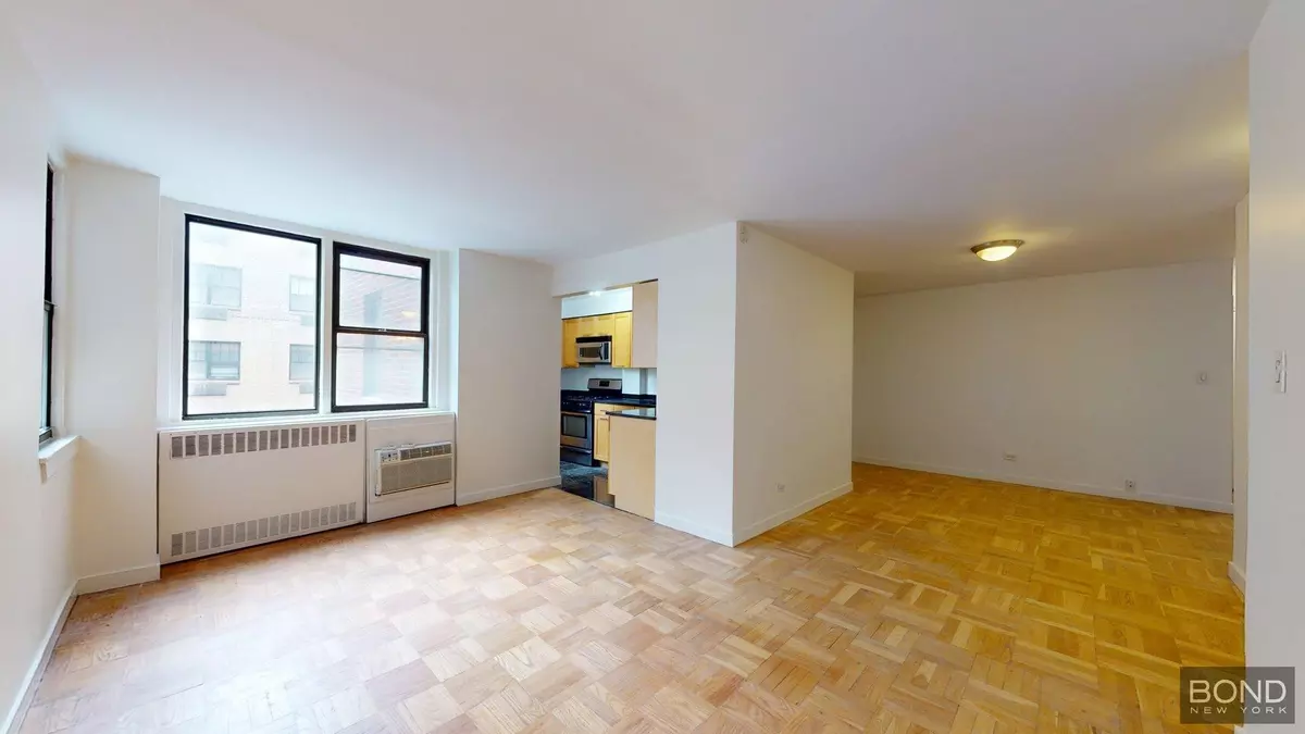 Manhattan, NY 10075,435 E 79th Street #7A