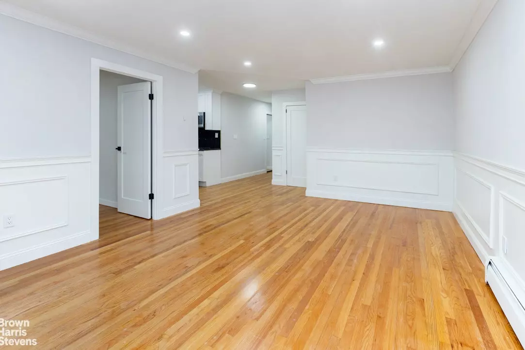 Bronx, NY 10463,3524 CAMBRIDGE Avenue #3