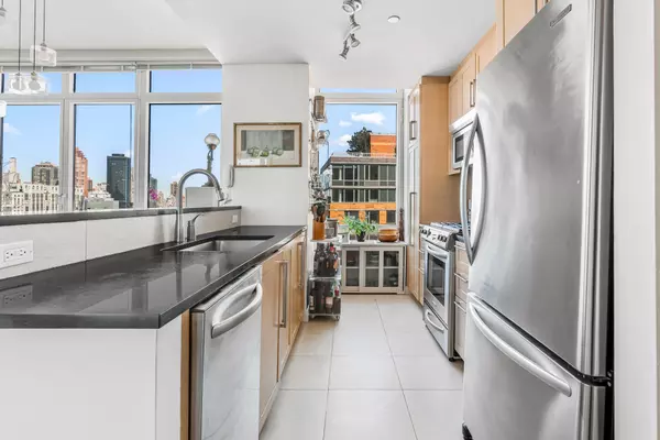 415 Main Street #PH-1G, Manhattan, NY 10044