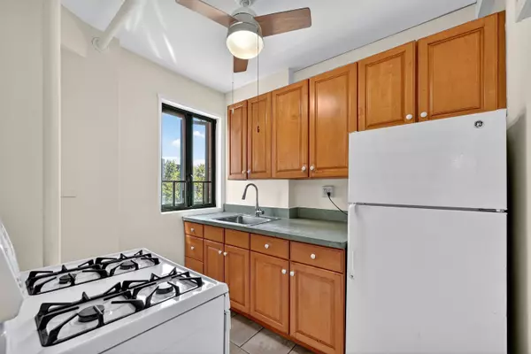 1555 Unionport Road #7B, Bronx, NY 10462