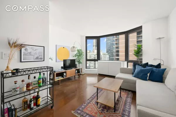300 E 64th Street #21B, Manhattan, NY 10065