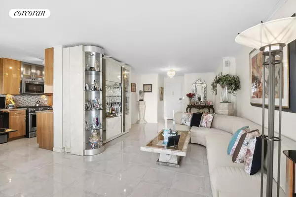 Queens, NY 11360,17-85 215TH Street #12M