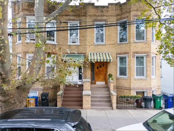 Queens, NY 11385,61-85 Grove Street