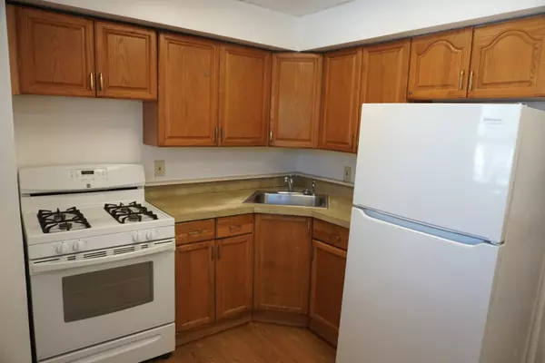 Statenisland, NY 10301,441 Castleton Avenue #2