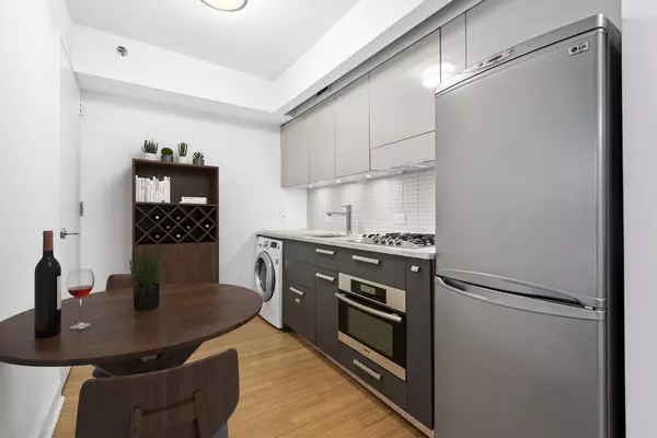Manhattan, NY 10036,505 W 47TH Street #3DS