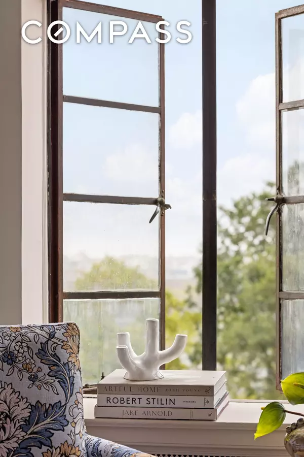 Manhattan, NY 10028,130 E End Avenue #8A