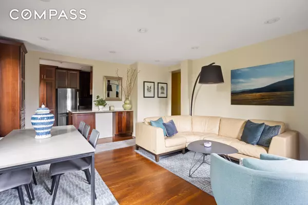 Queens, NY 11372,33-28 81st Street #61B