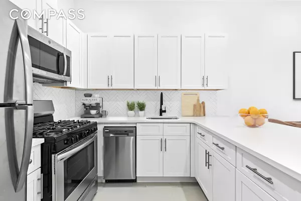 146 MacDougal Street #B, Brooklyn, NY 11233
